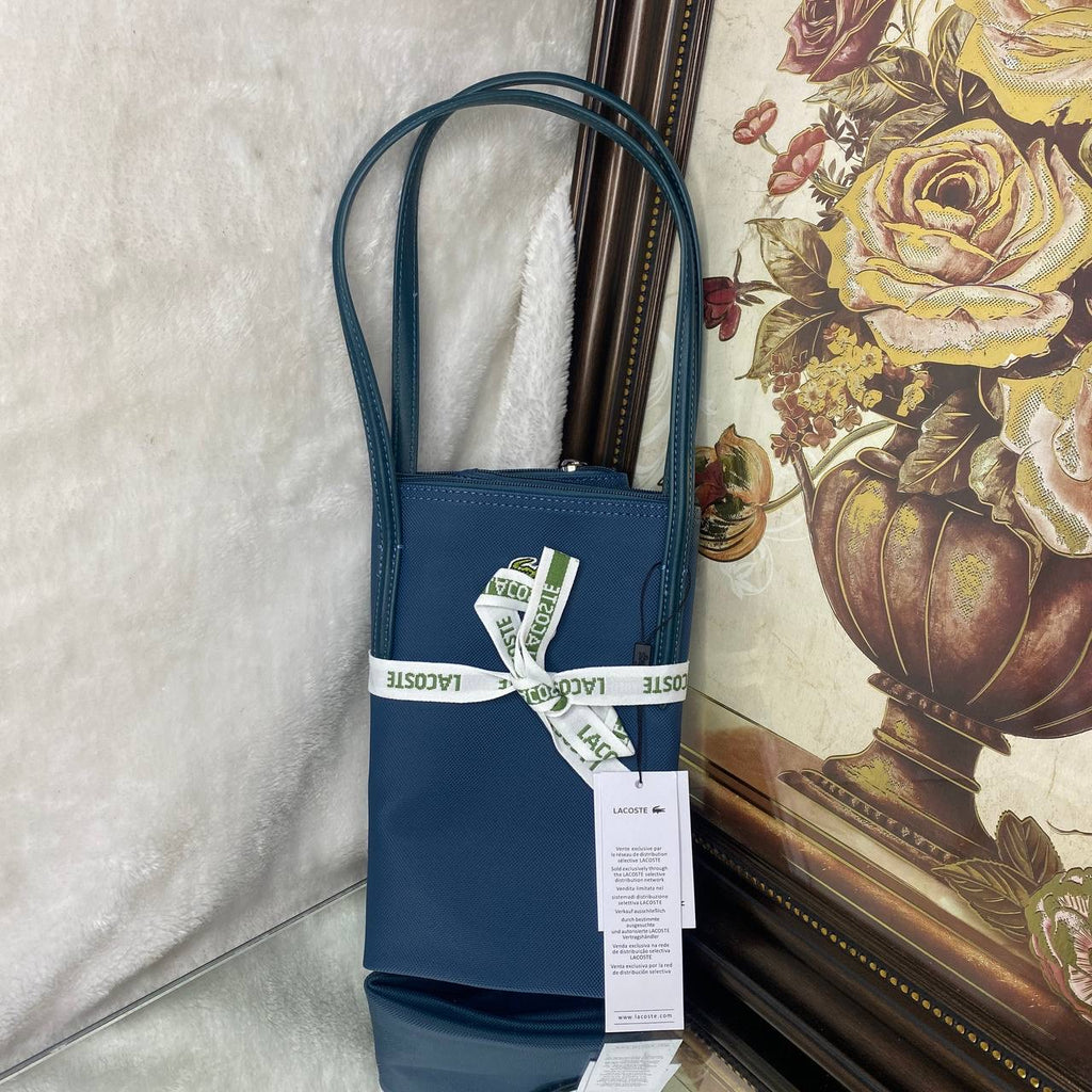 Sac Lacoste