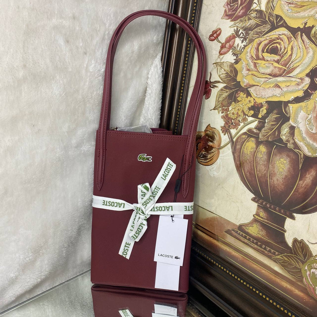 Sac Lacoste