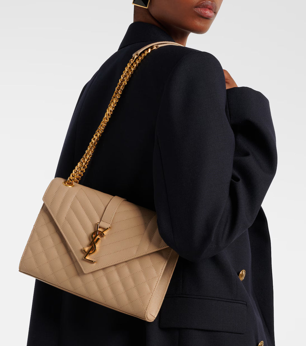 Envelope Saint Laurent
